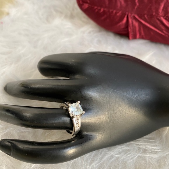 Jewelry - 14K Gold Aquamarine Diamond Ring